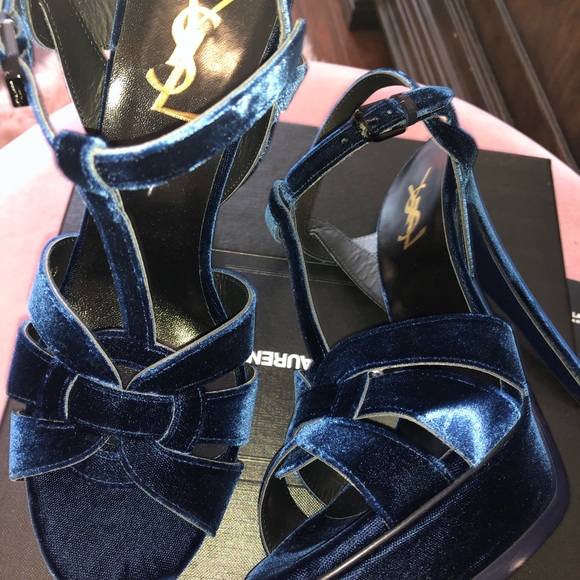 ❌ S O L D ❌Authentic YSL Tribute Sandals - Picture 6 of 6